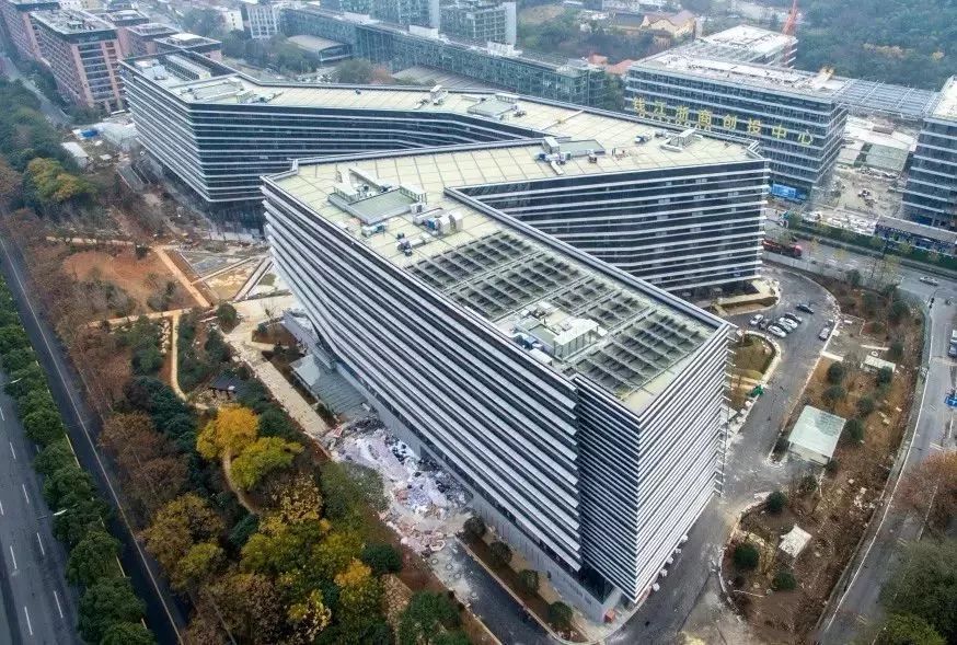最新世界500強(qiáng)揭曉！小米、騰訊、阿里、京東哪家總部設(shè)計(jì)更強(qiáng)悍？