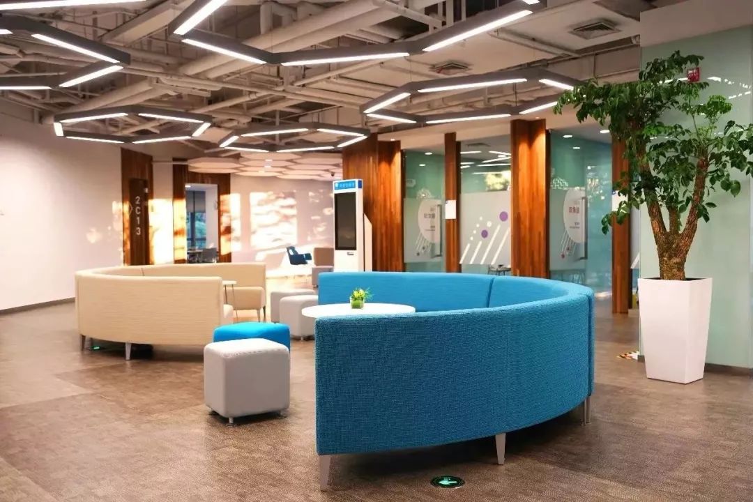 最新世界500強(qiáng)揭曉！小米、騰訊、阿里、京東哪家總部設(shè)計(jì)更強(qiáng)悍？