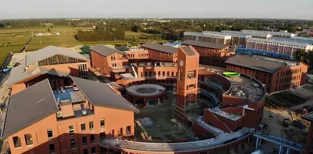 河北省首個綠色建筑三星級中學竣工：歷時僅9個月